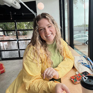 Meet your Posher, Emma